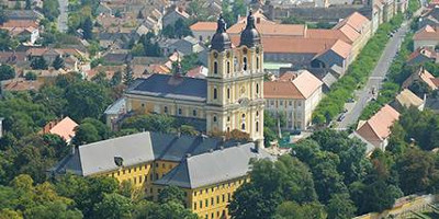 A fenntartó Főegyházmegye bemutatása